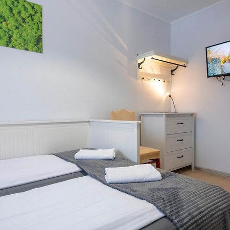 Apartament Nad Kamienczykiem IV シクラルスカ・ポレンバ エクステリア 写真